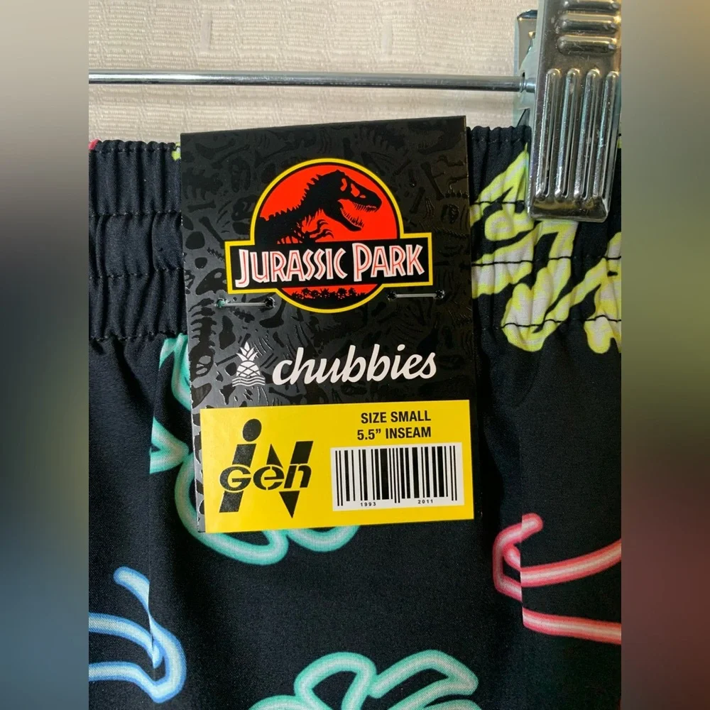 NWT‎ Chubbies Jurassic Park Shorts Size Small Drawstring Swimwear Multicolor
